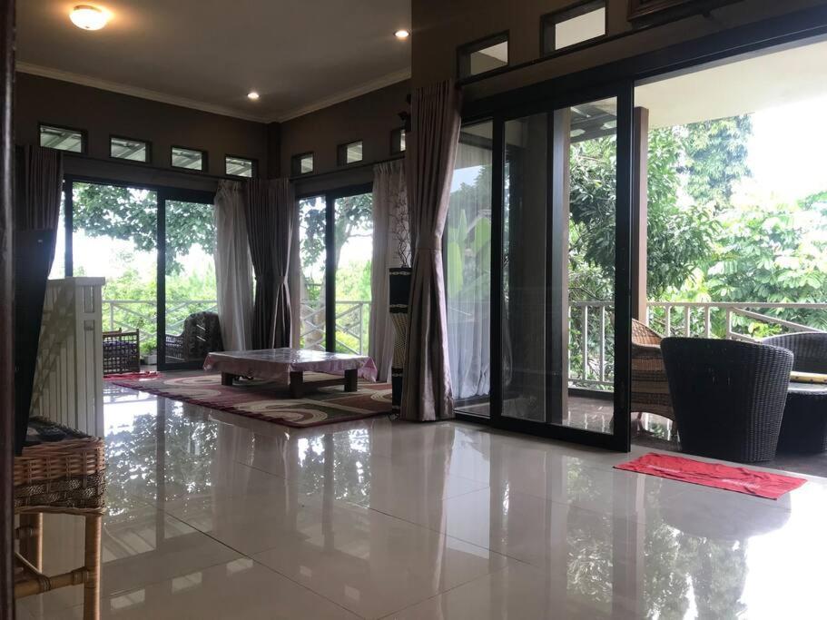 باندونج Villa Naumi المظهر الخارجي الصورة