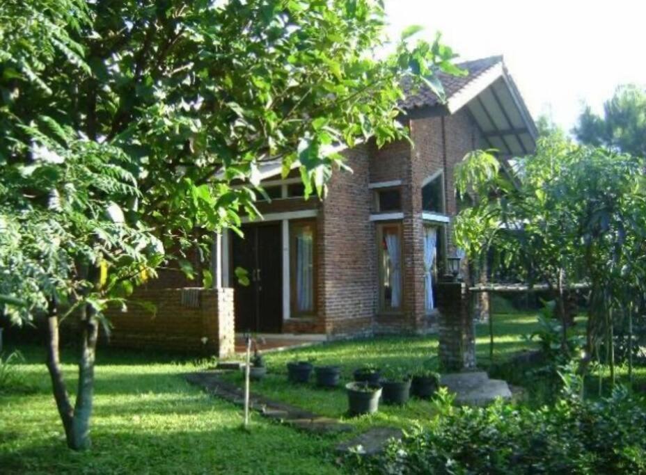 باندونج Villa Naumi المظهر الخارجي الصورة